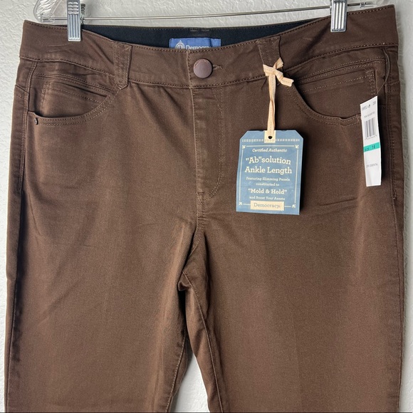 Democracy Brown Ankle Length Stretch Pants - Picture 3 of 12
